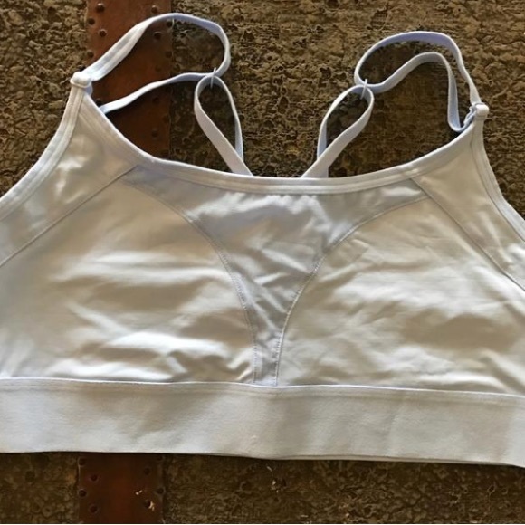 PINK Victoria's Secret Other - Victoria’s Secret PINK lavender sports bra